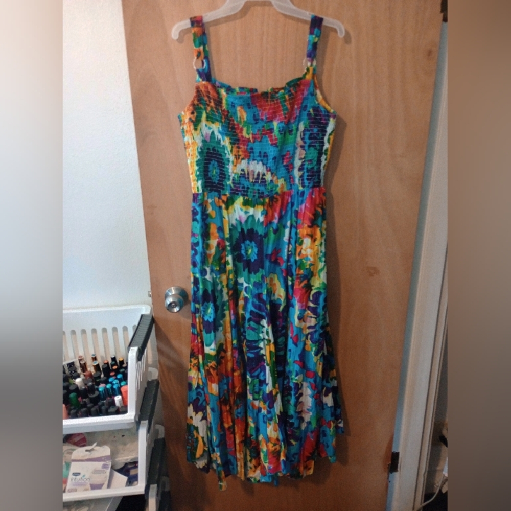 Colorful Sleeveless Dress - Picture 4 of 7